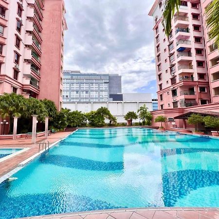 Marina Court Vacation Home 3 Bedrooms - 코타키나발루 외부 사진