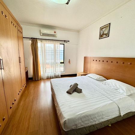 Marina Court Vacation Home 3 Bedrooms - 코타키나발루 외부 사진
