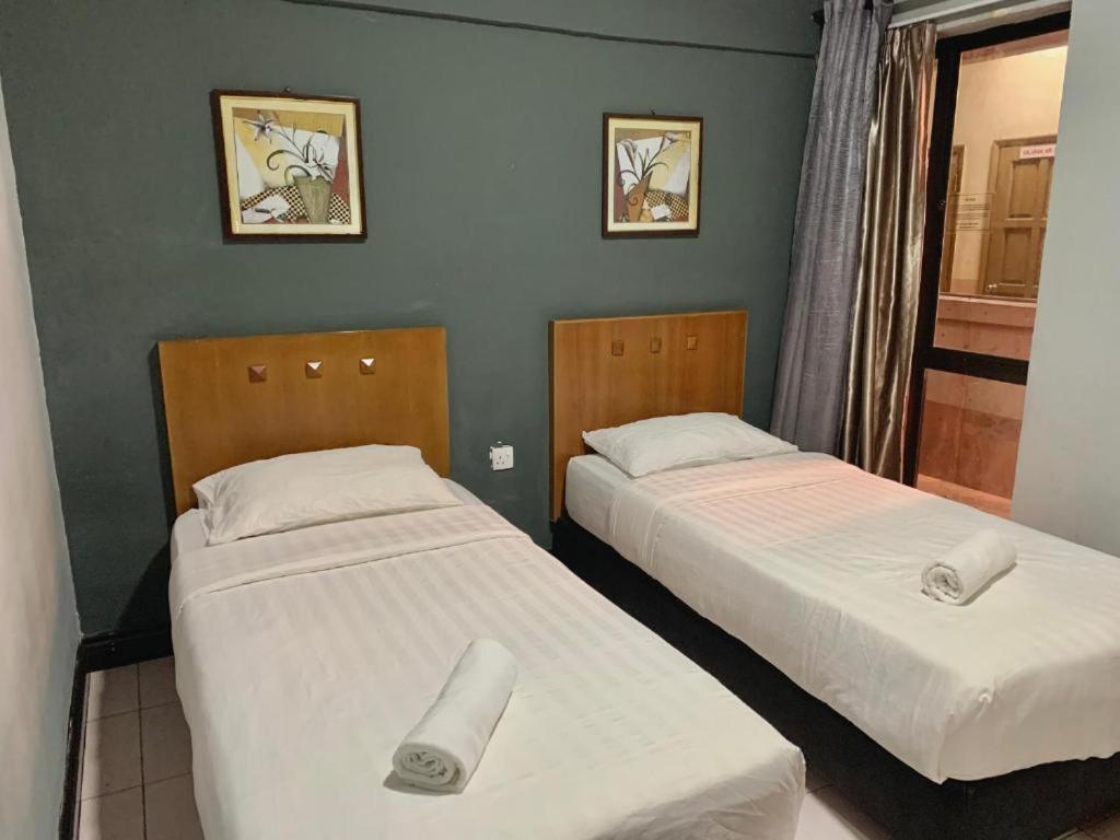 Marina Court Vacation Home 3 Bedrooms - 코타키나발루 외부 사진