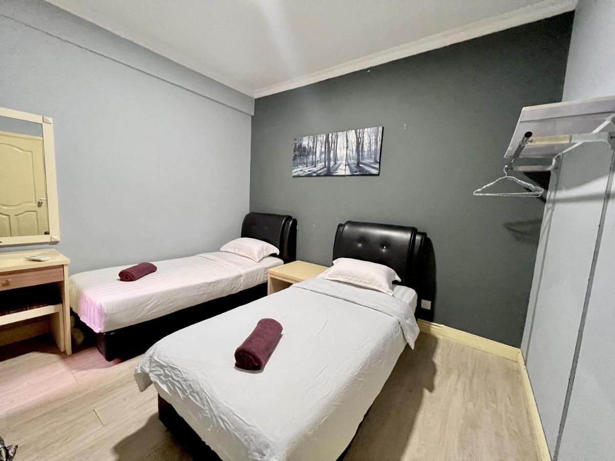 Marina Court Vacation Home 3 Bedrooms - 코타키나발루 외부 사진
