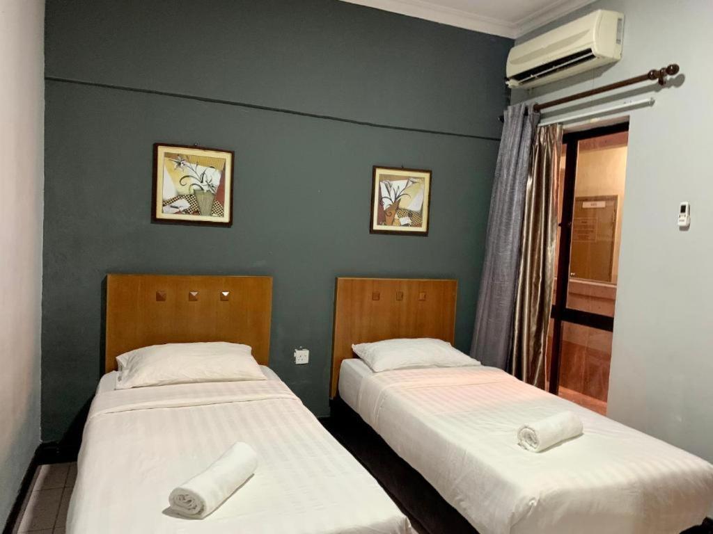Marina Court Vacation Home 3 Bedrooms - 코타키나발루 외부 사진