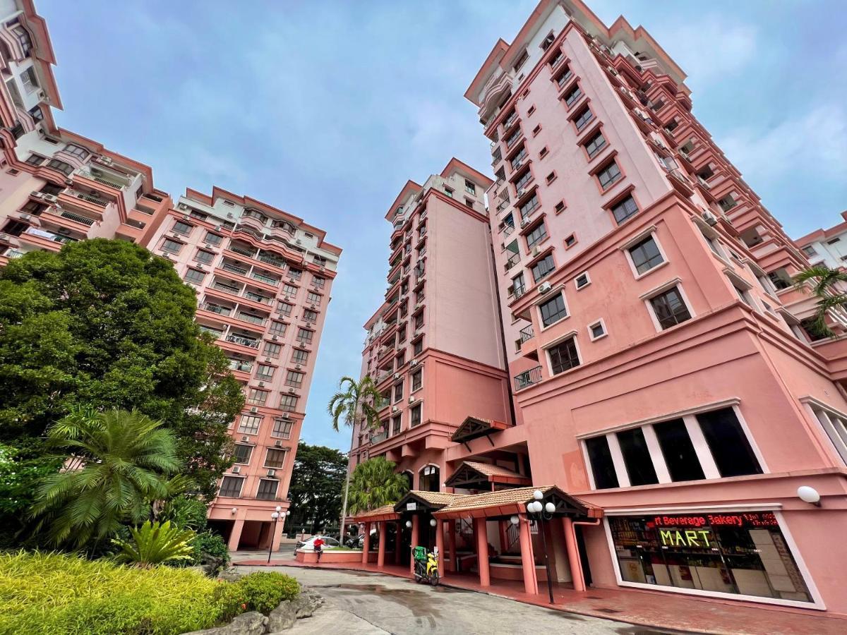 Marina Court Vacation Home 3 Bedrooms - 코타키나발루 외부 사진