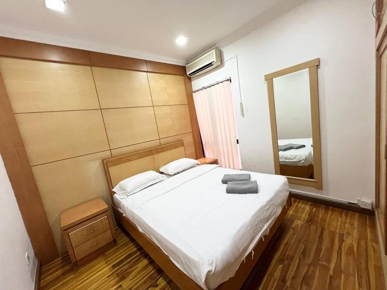 Marina Court Vacation Home 3 Bedrooms - 코타키나발루 외부 사진