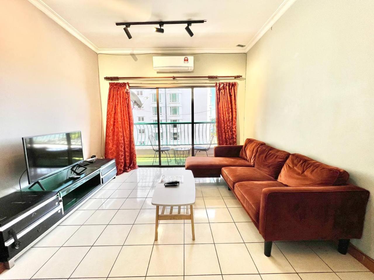 Marina Court Vacation Home 3 Bedrooms - 코타키나발루 외부 사진