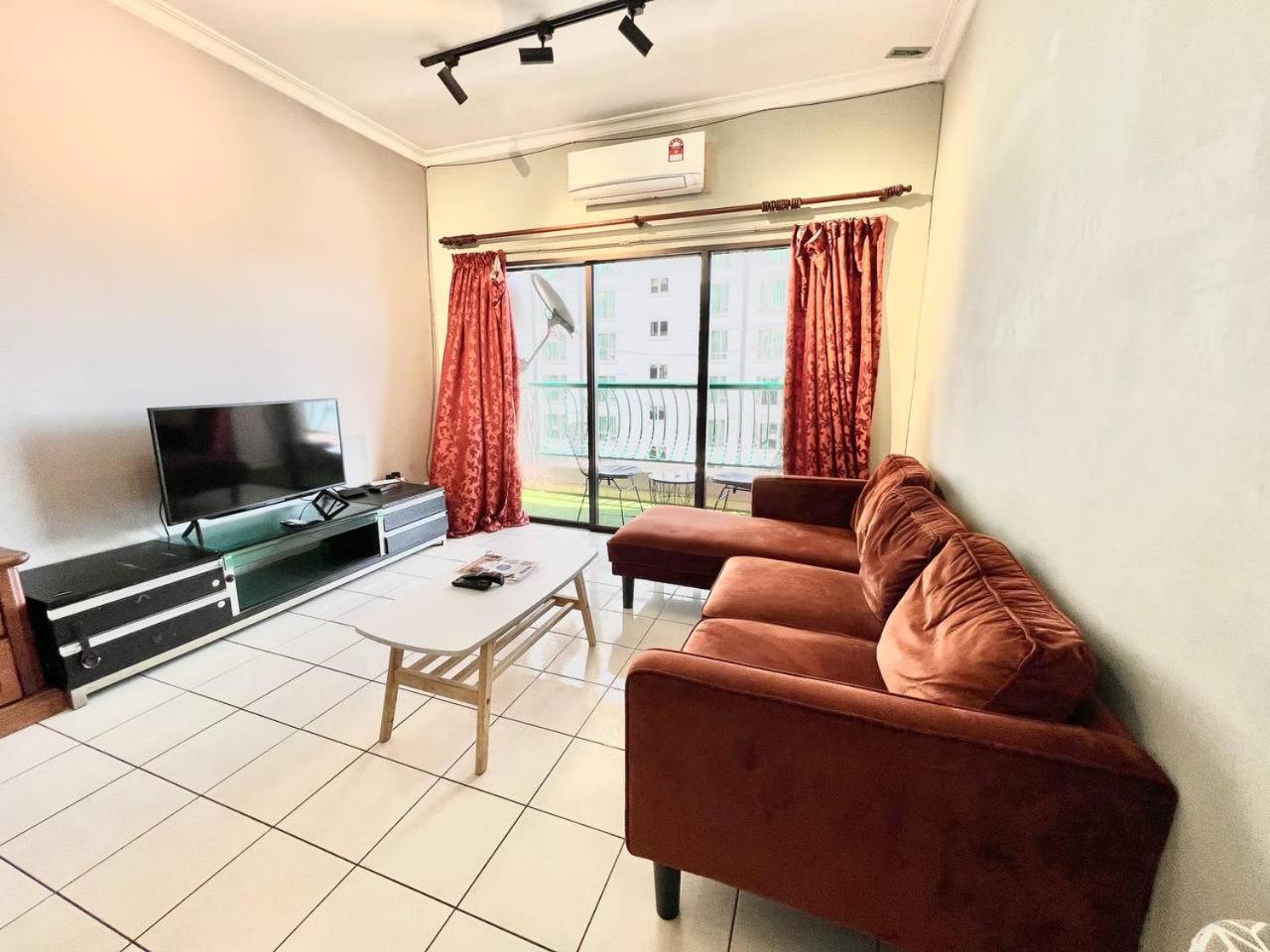 Marina Court Vacation Home 3 Bedrooms - 코타키나발루 외부 사진