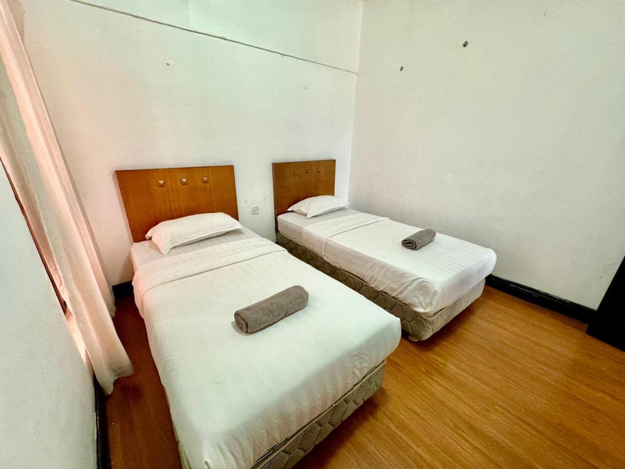 Marina Court Vacation Home 3 Bedrooms - 코타키나발루 외부 사진